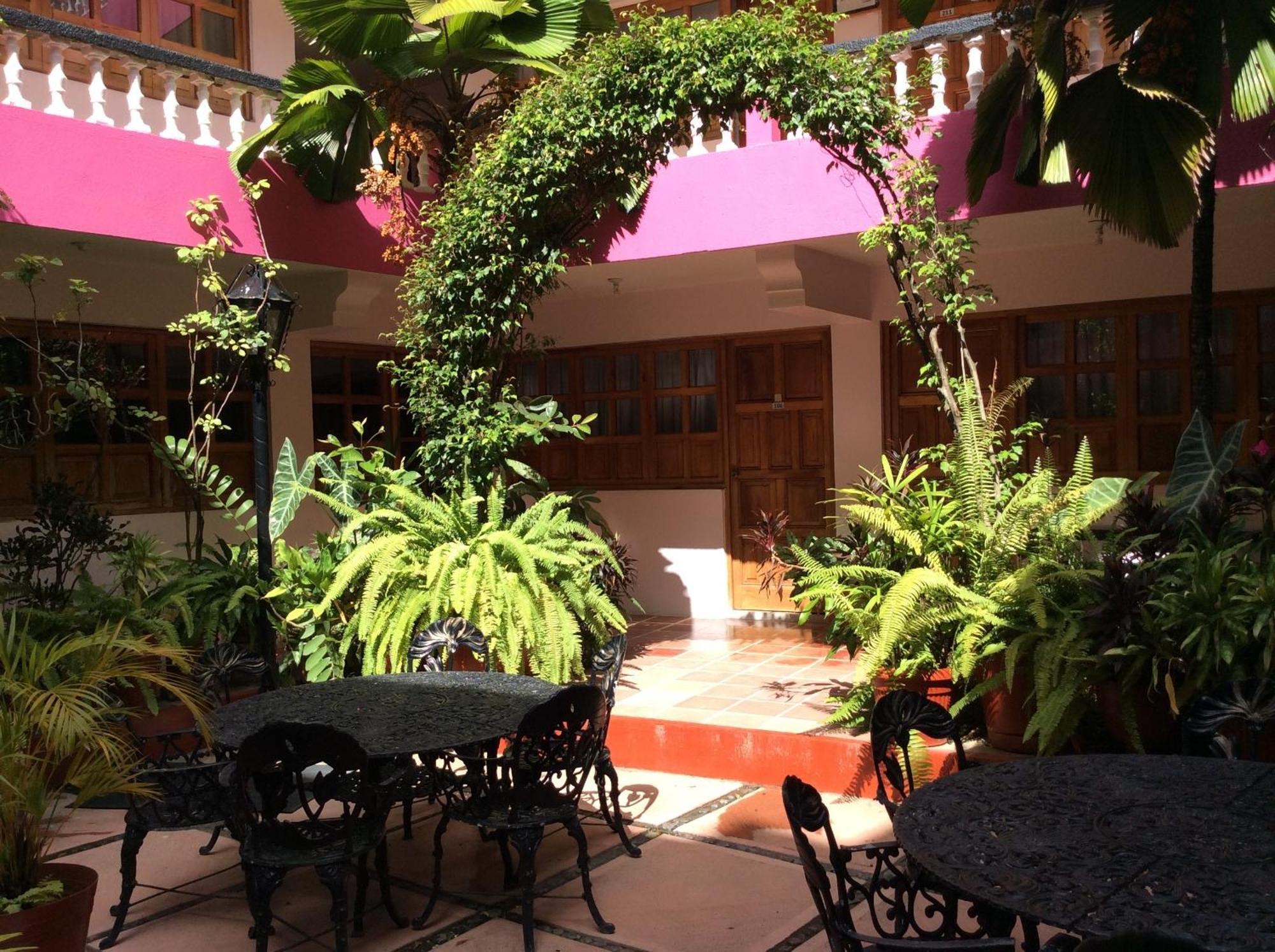 Hotel Michelle San Andrés Tuxtla Exterior photo